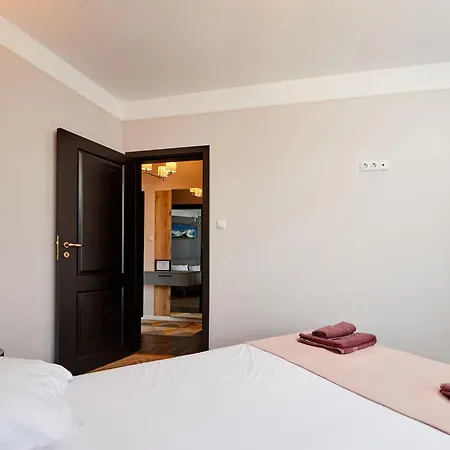 Florance Luxury In Saint Vlas Apartament *